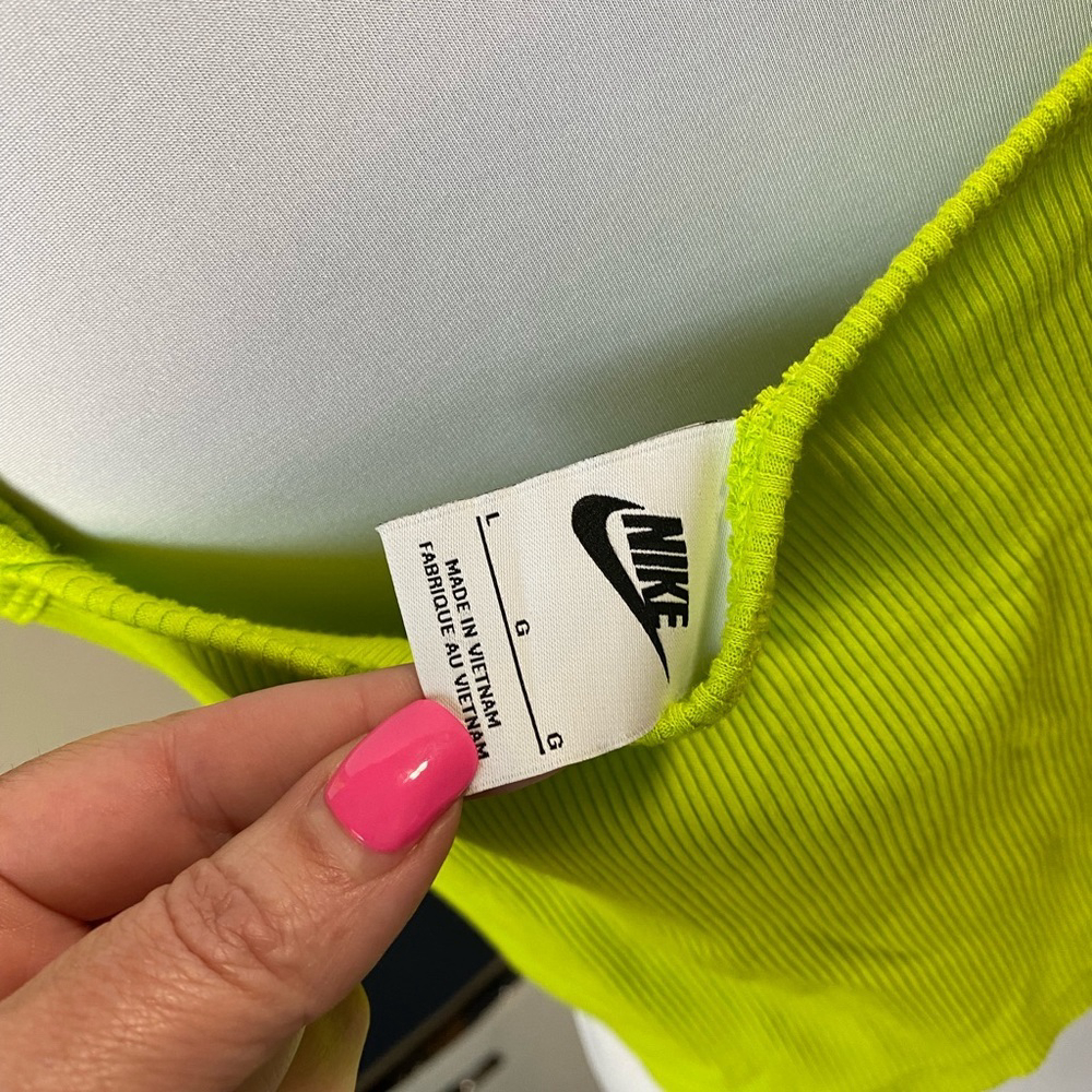 NIKE women's ribbed cropped top size Large nwt neon atomic green - Picture 6 of 7